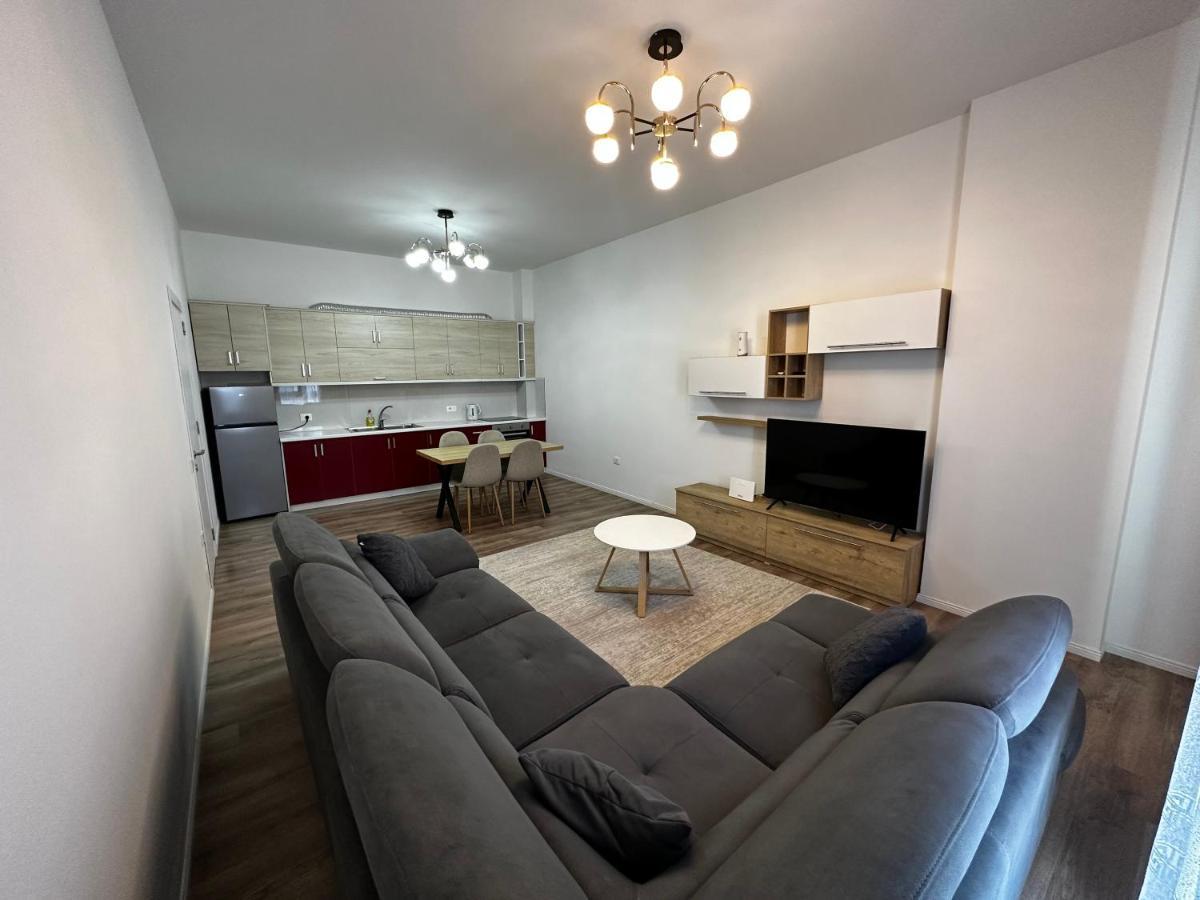 Apartamento Myhouse At 21 Dhjetori Tirana Exterior foto